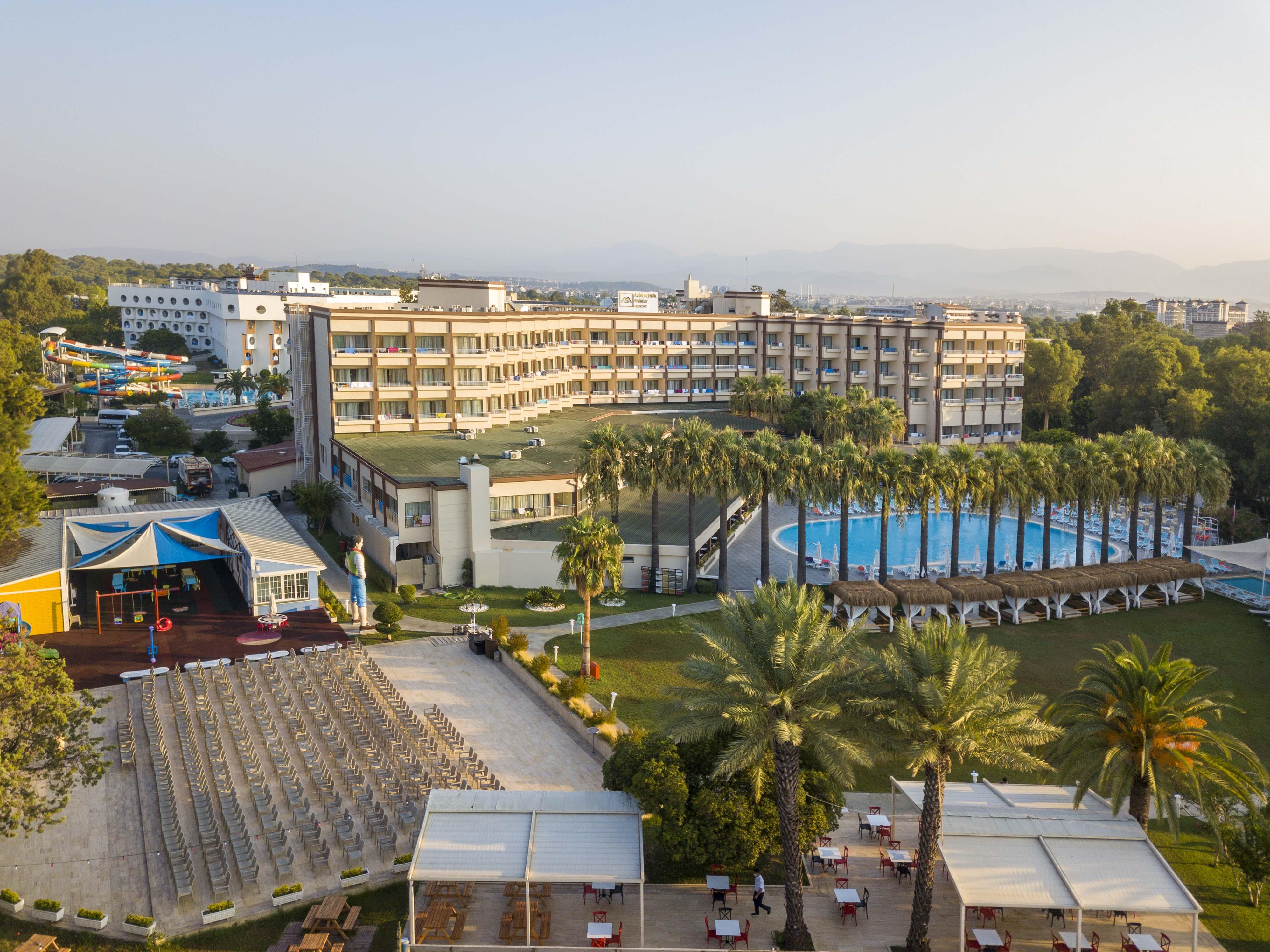 Amara Family Resort Side Exterior foto