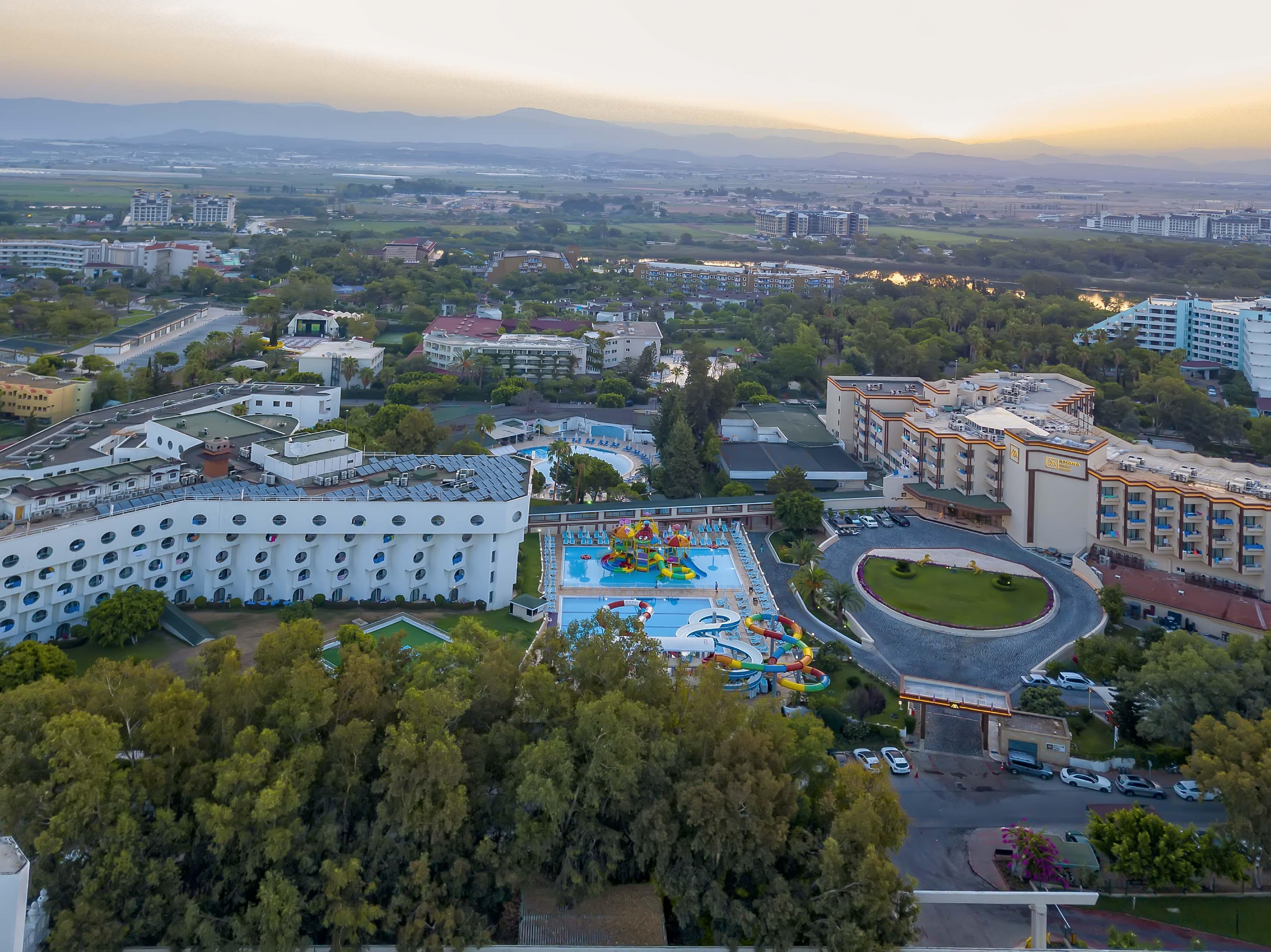 Amara Family Resort Side Exterior foto