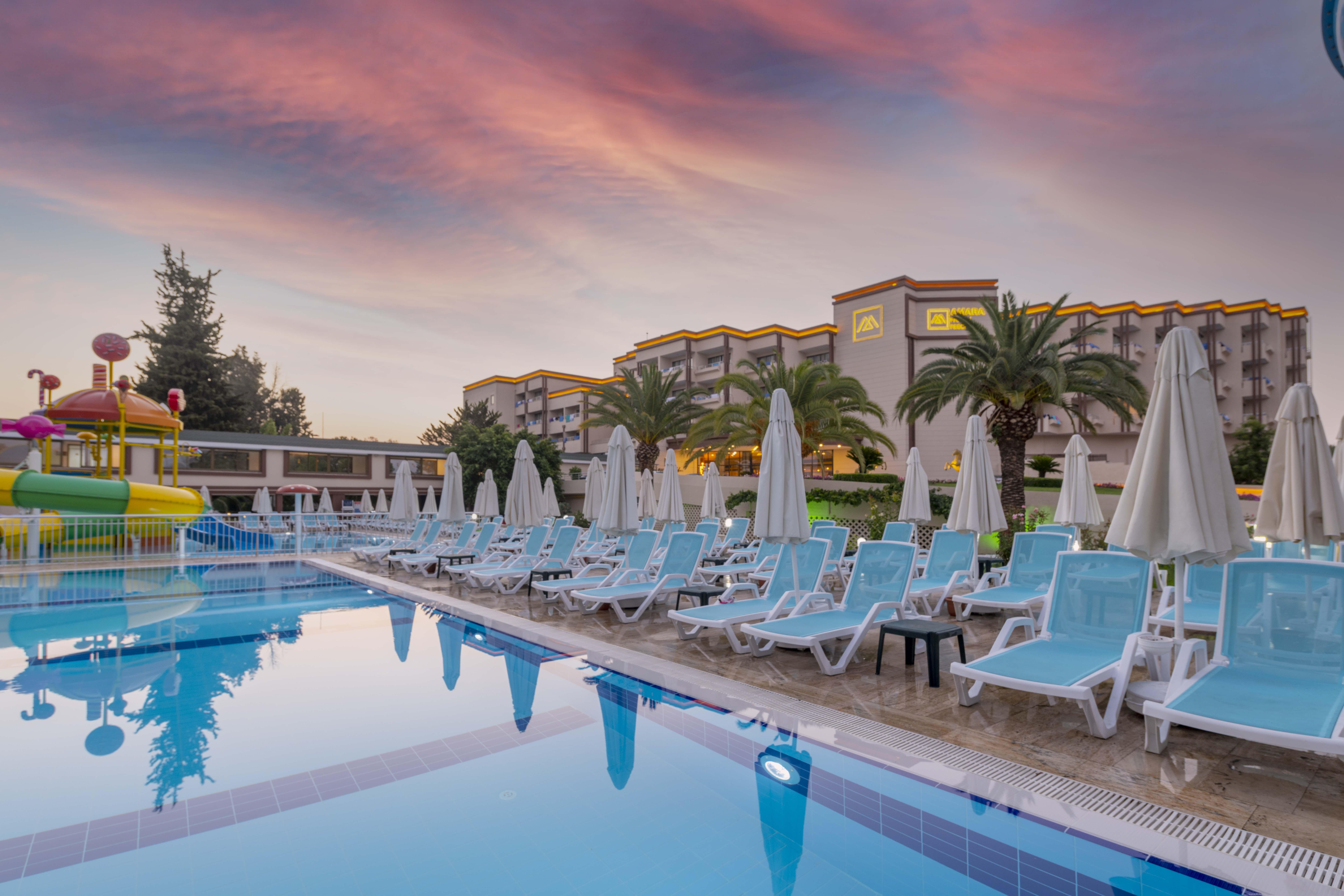 Amara Family Resort Side Exterior foto